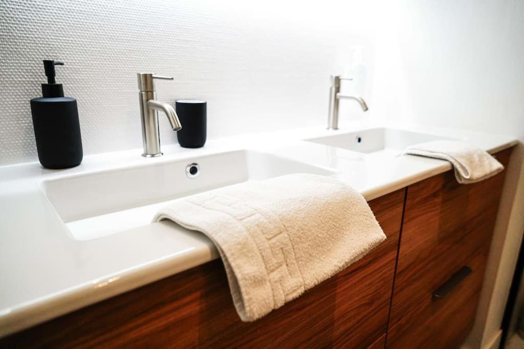 Le Rive Hugo • Elegance & Art De Vivre Apartment Châteauroux Екстериор снимка